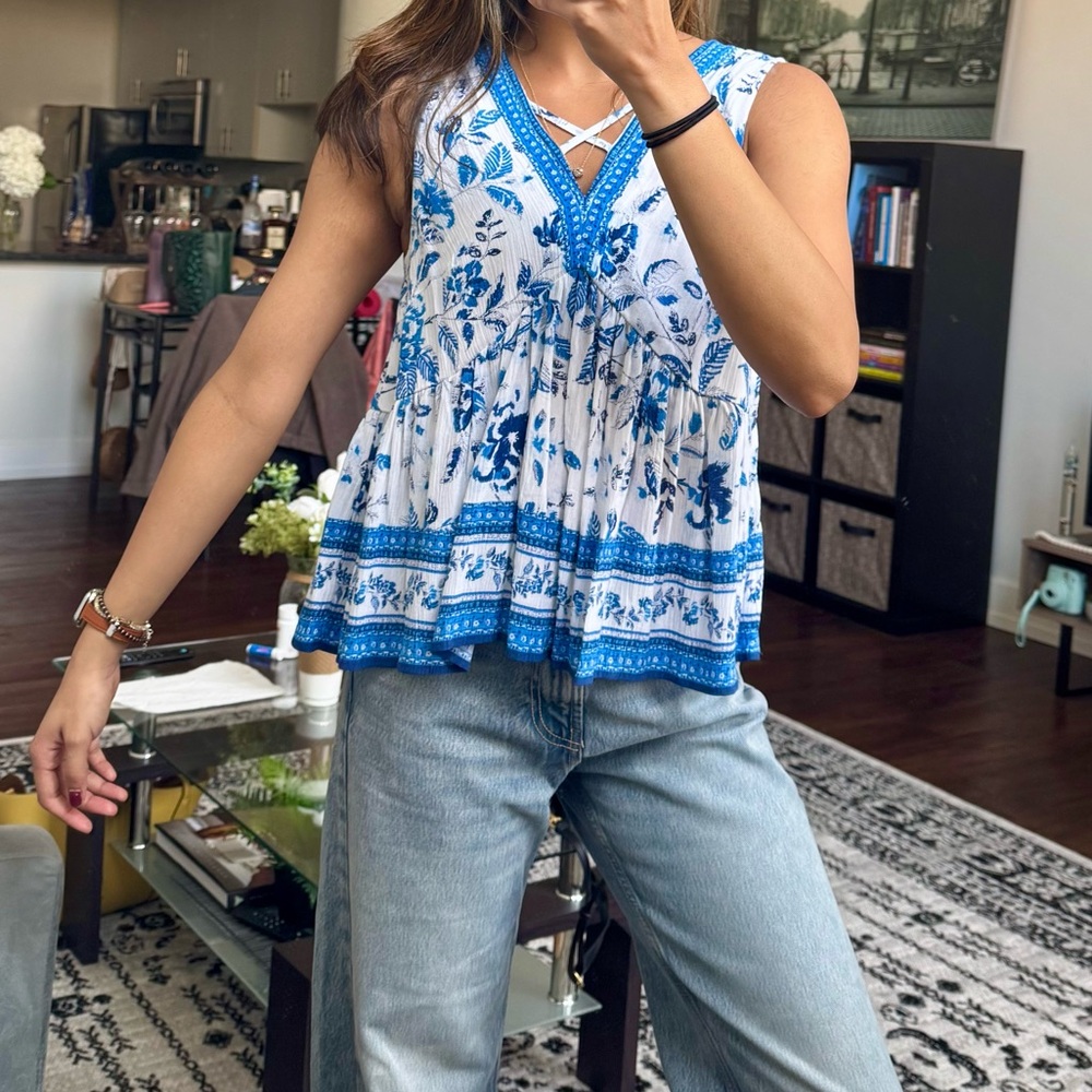 Francesca’s floral tank